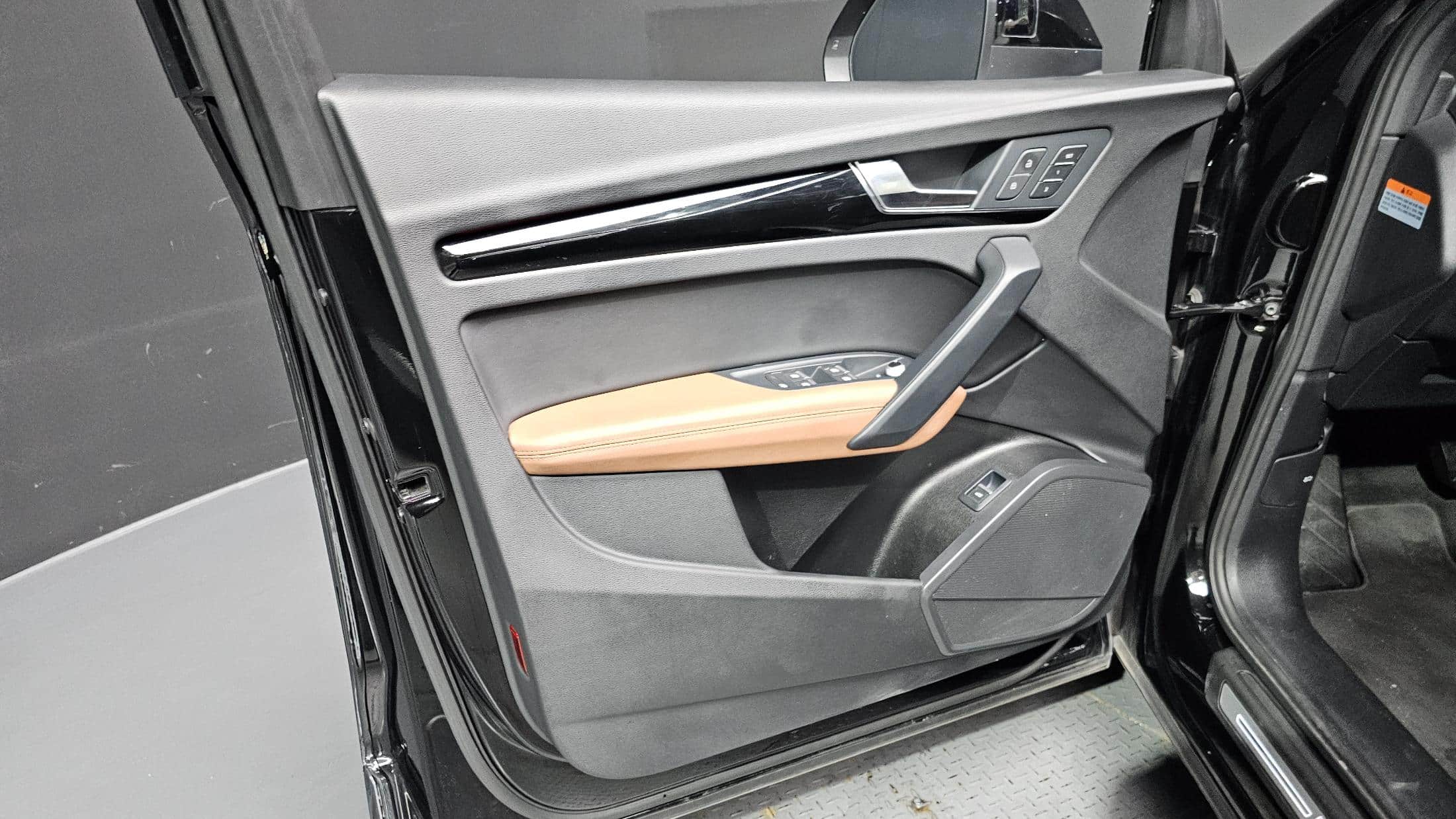 2021 AUDI Q5 45 TFSI Quattro Premium