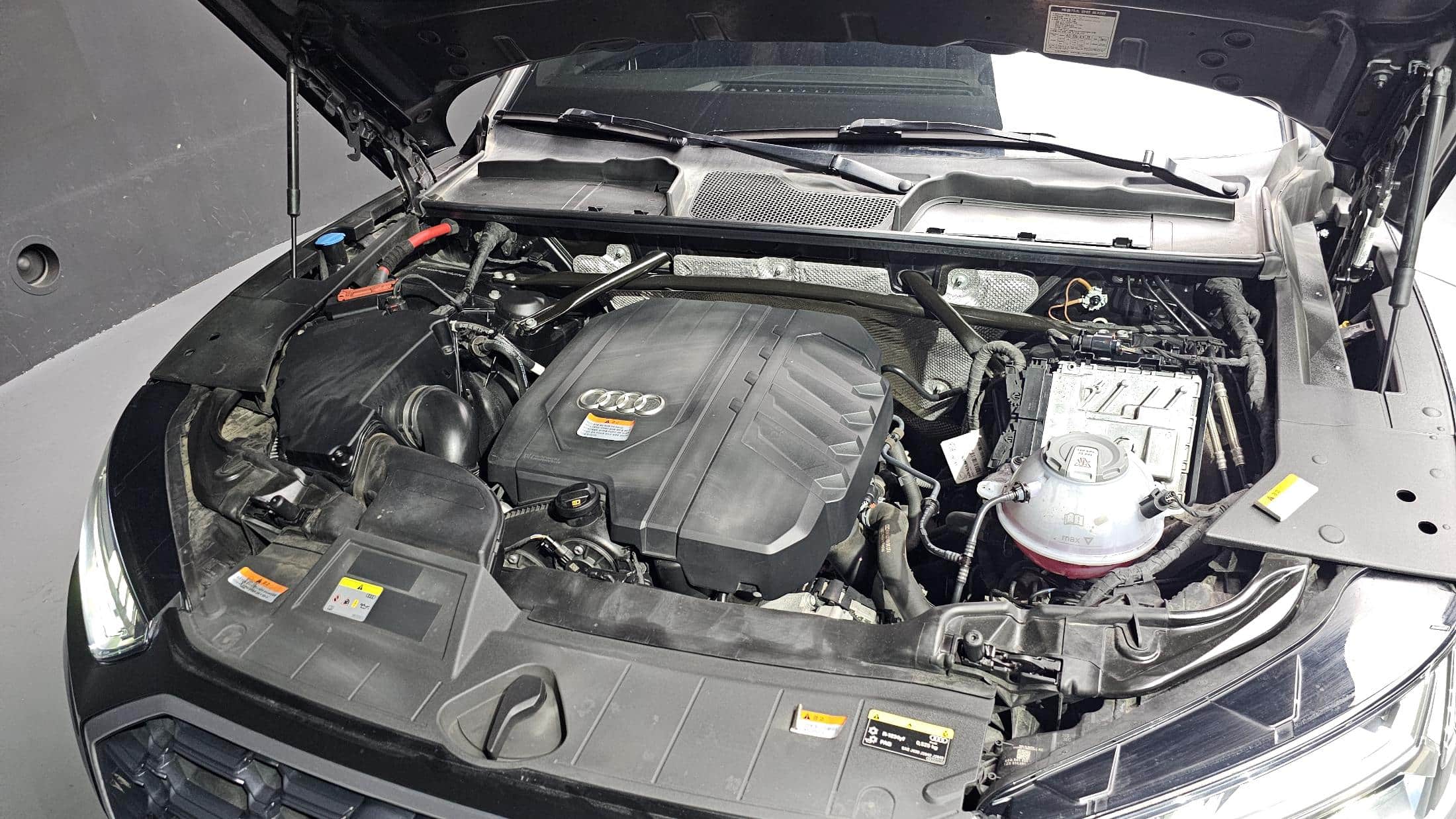 2021 AUDI Q5 45 TFSI Quattro Premium