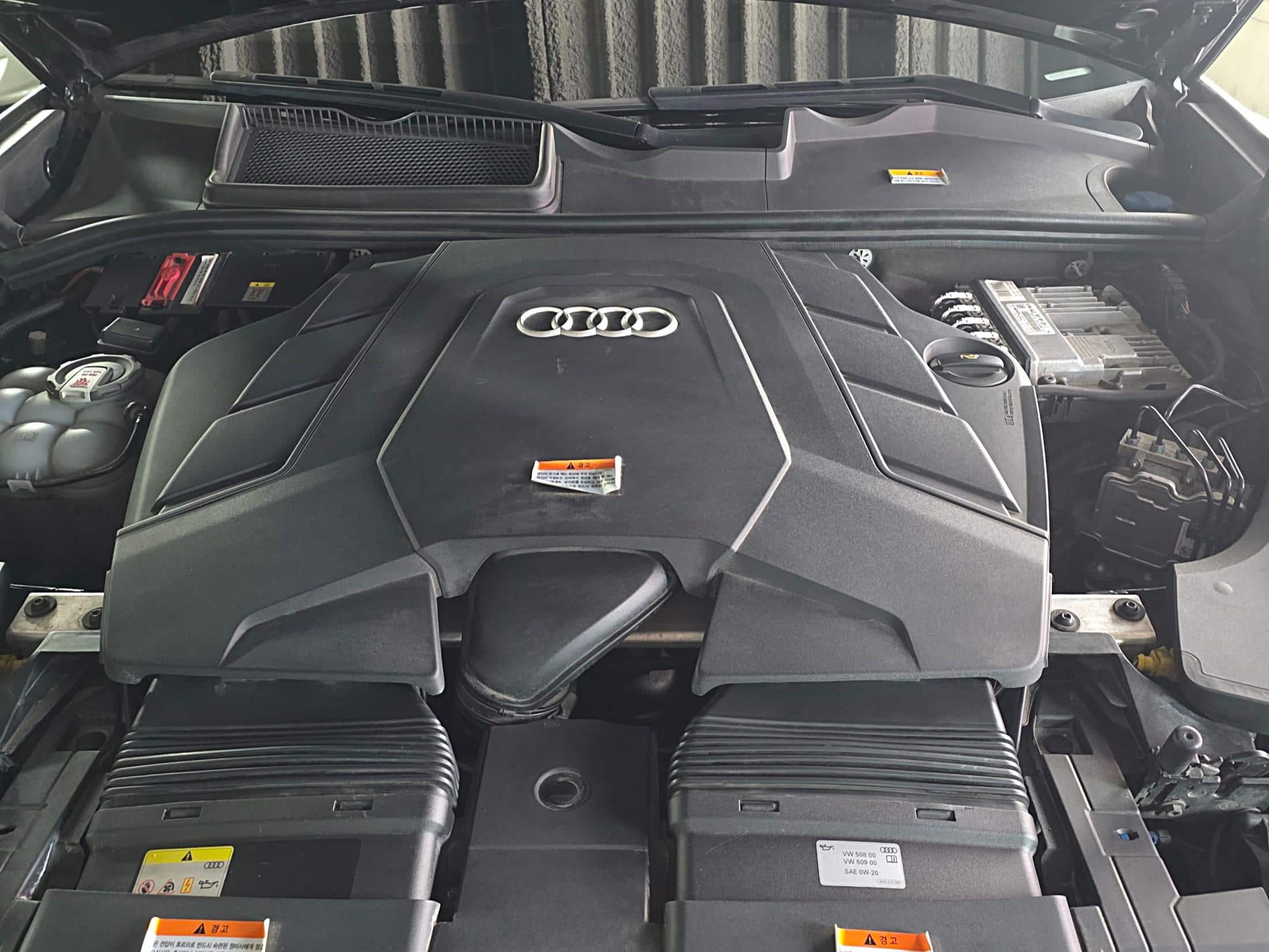 2022 AUDI Q8 55 TFSI Quattro Premium