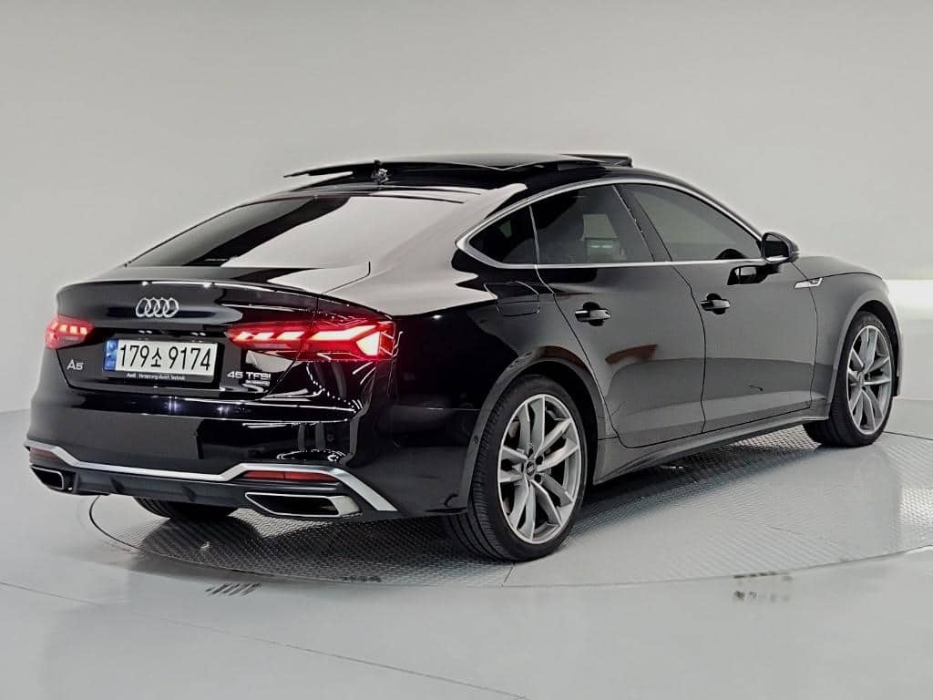 2023 AUDI A5 - 2023 アウディ A5