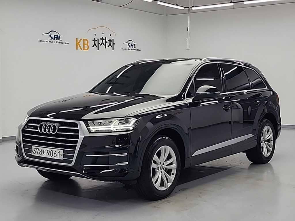 2019 AUDI Q7 - 2019 アウディ Q7