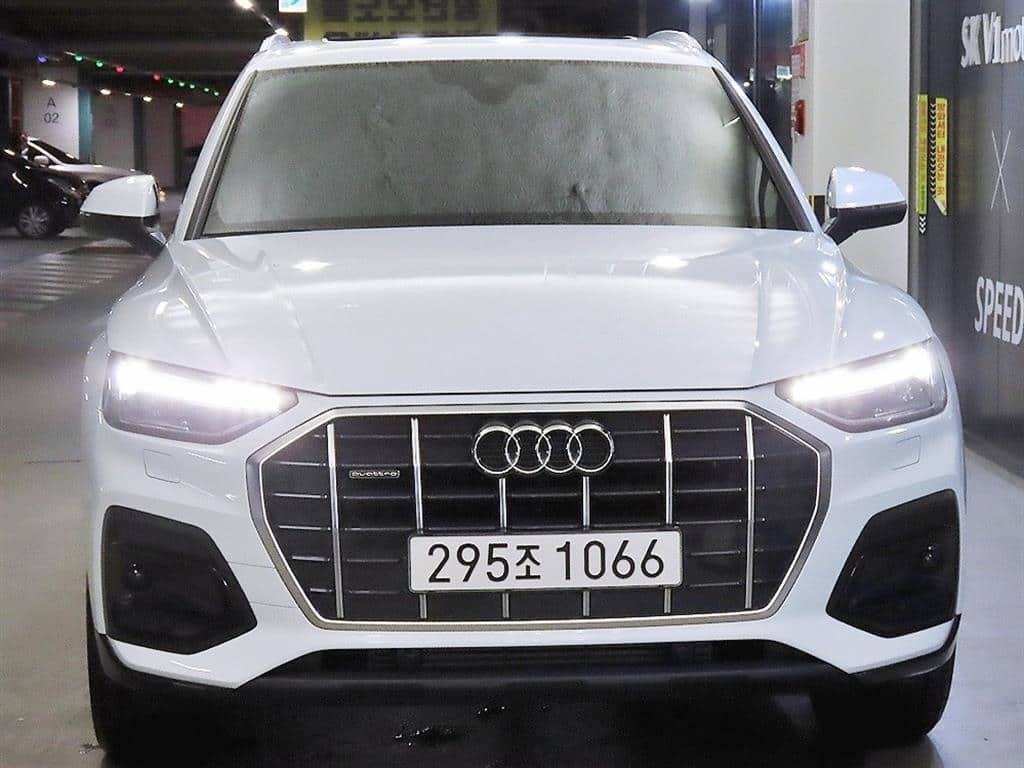 2023 AUDI Q5 - 2023 アウディ Q5