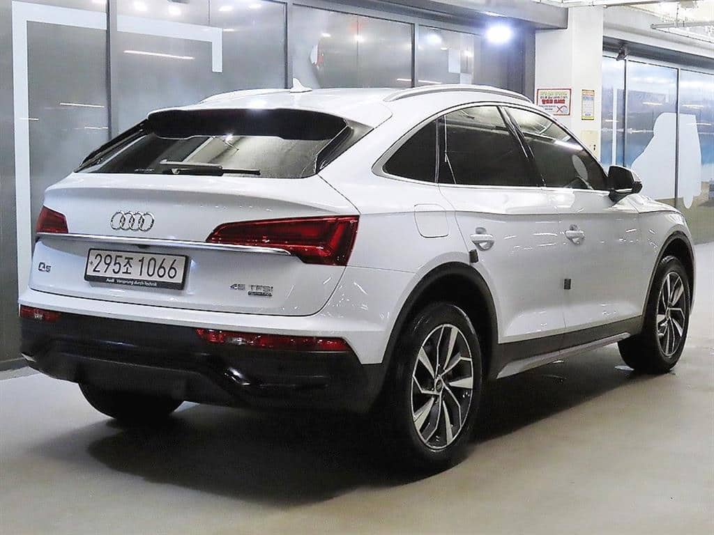 2023 AUDI Q5 - 2023 アウディ Q5