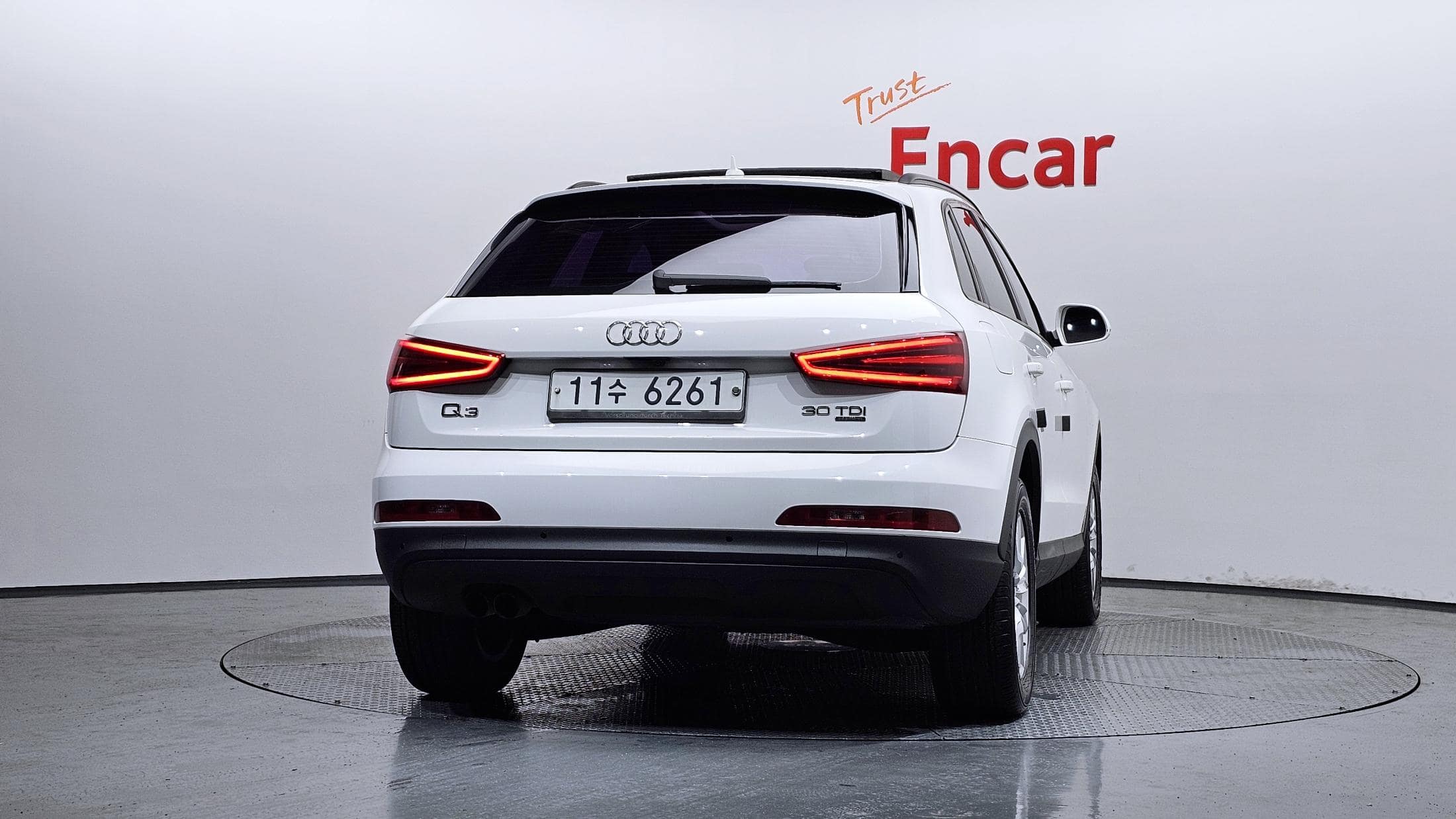 2015 AUDI Q3 30 TDI Quattro - 2015 أودي Q3