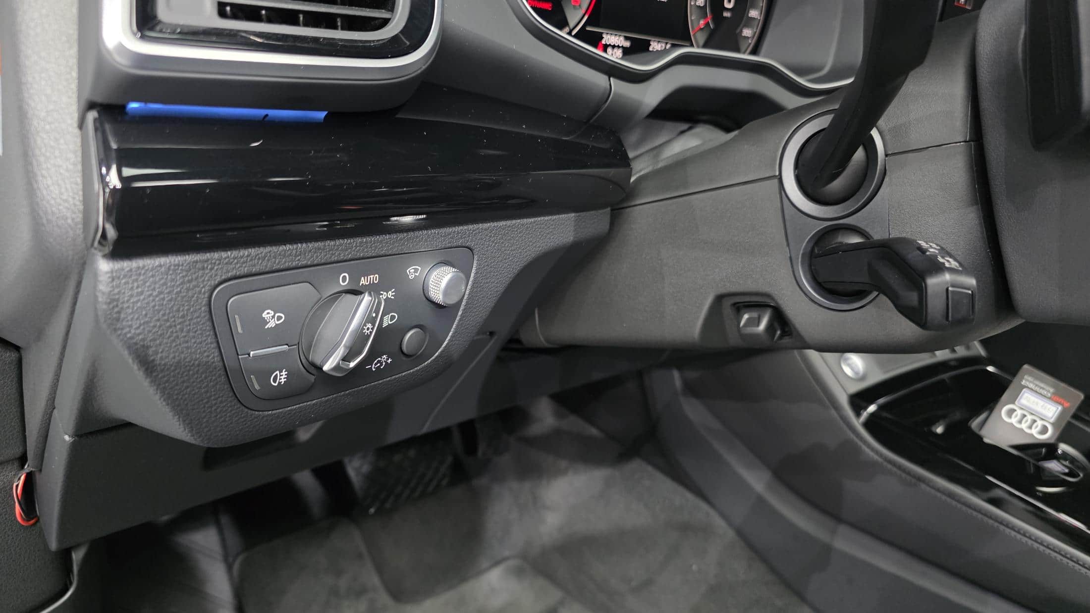 2024 AUDI Q5 45 TFSI Quattro Premium - 2024 アウディ Q5