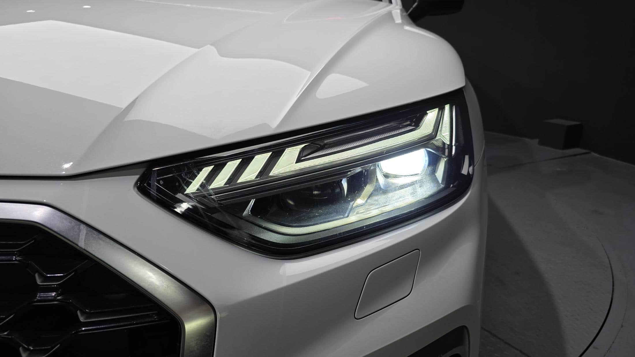 2024 AUDI Q5 45 TFSI Quattro Premium - 2024 アウディ Q5