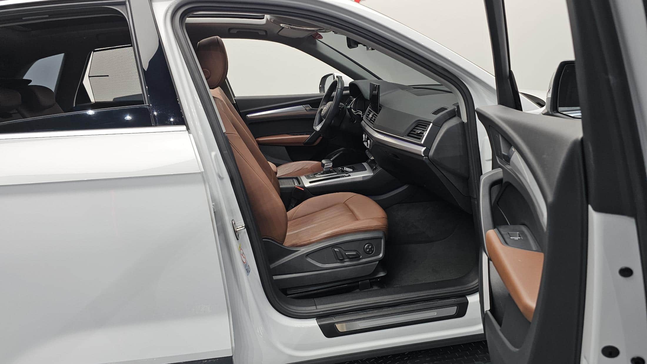 2022 AUDI Q5 40 TDI Quattro - 2022 アウディ Q5