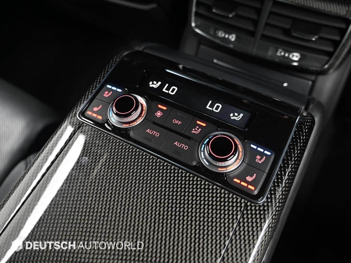 2014 AUDI S8 - 2014 أودي S8