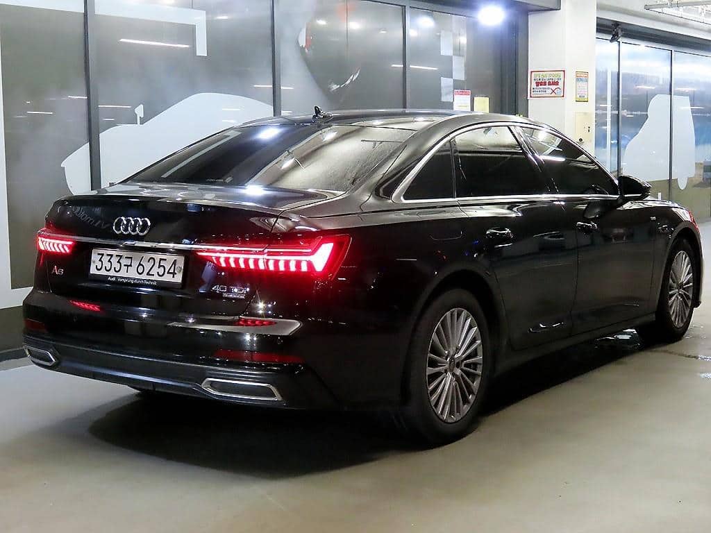 2020 AUDI A6