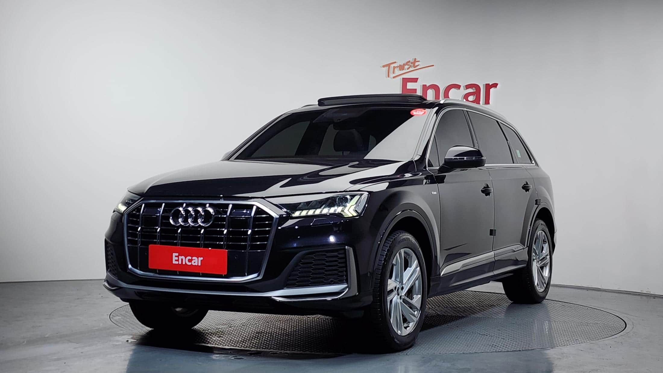 2021 AUDI Q7 45 TDI Quattro Premium - 2021 أودي Q7
