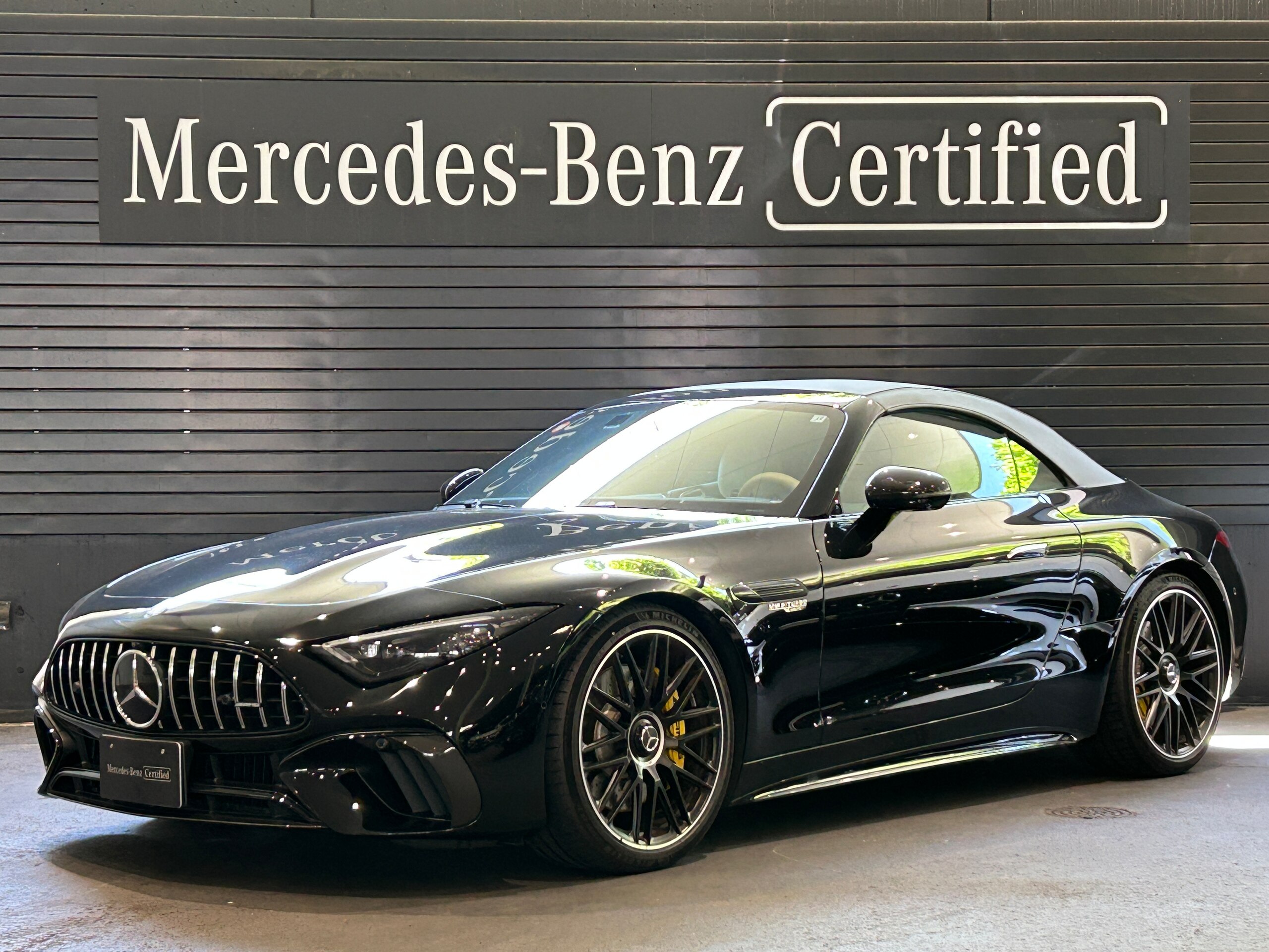 2025 Mercedes-AMG SLClass - メルセデスＡＭＧ SLクラス SL63 4マチックプラス 4WD MP202501 幌グレー/AMGカーボンパッケージ/21インチAMGアルミホイール/AMGカーボンエクステリアパッケージ/AMGカーボンファイバーインテリアトリム/AMGカーボンファイバードアミラー/リアアクスルステアリング/エアスカーフ