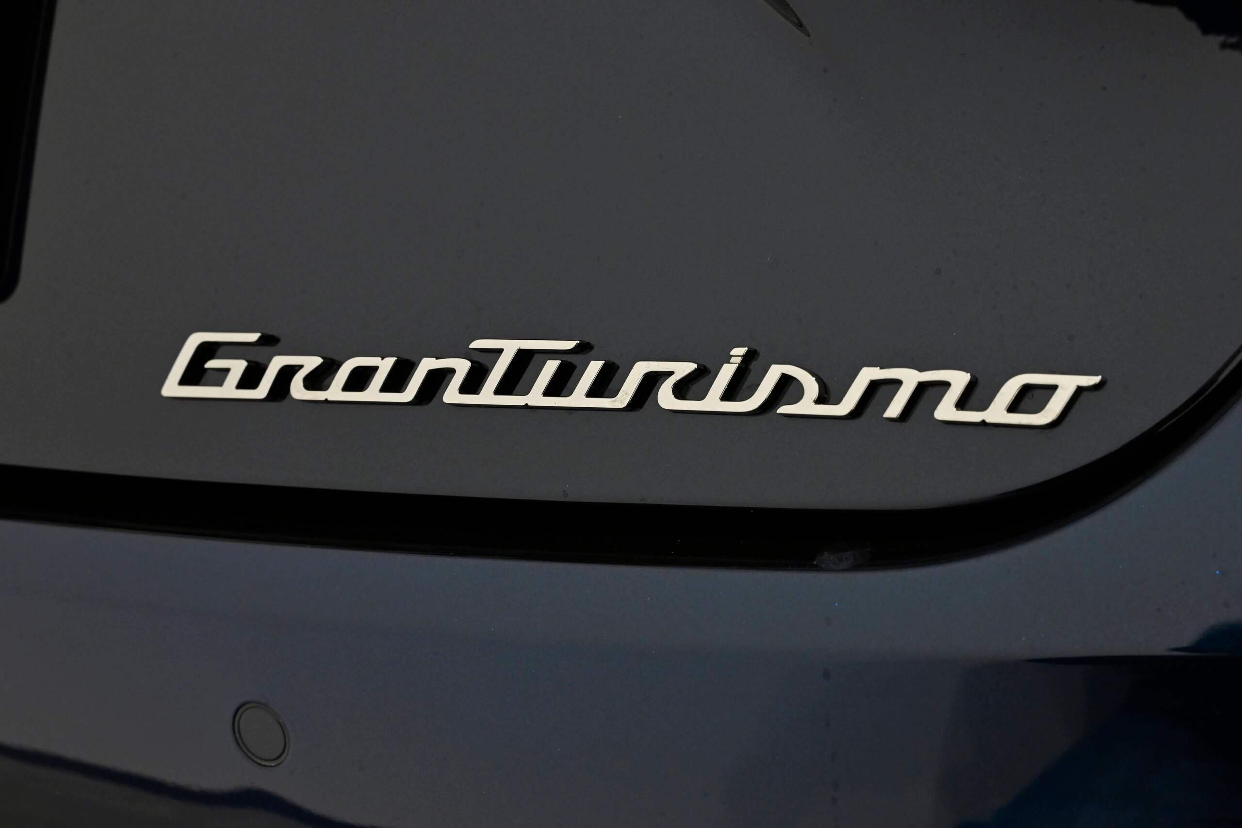 2023 Maserati GranTurismo - マセラティ グラントゥーリズモ トロフェオ エクステリアカラーブルーノビレ ヘッドレストトライデントステッチ カーボンインテリアトリム ソナスファベールサラウンドシステム ホワイトレザーシート 左ハンドル トロフェオ