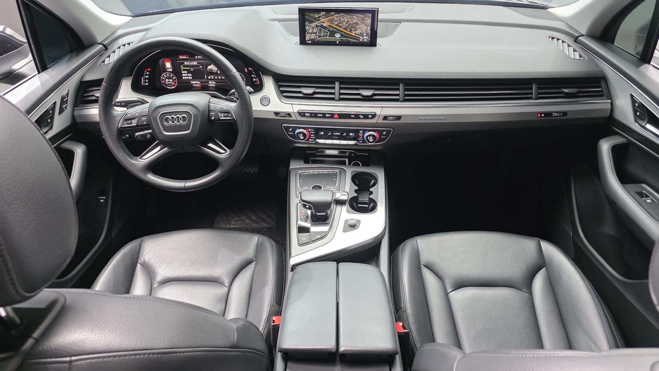 2019 AUDI Q7 45 TFSI Quattro - 2019 أودي Q7