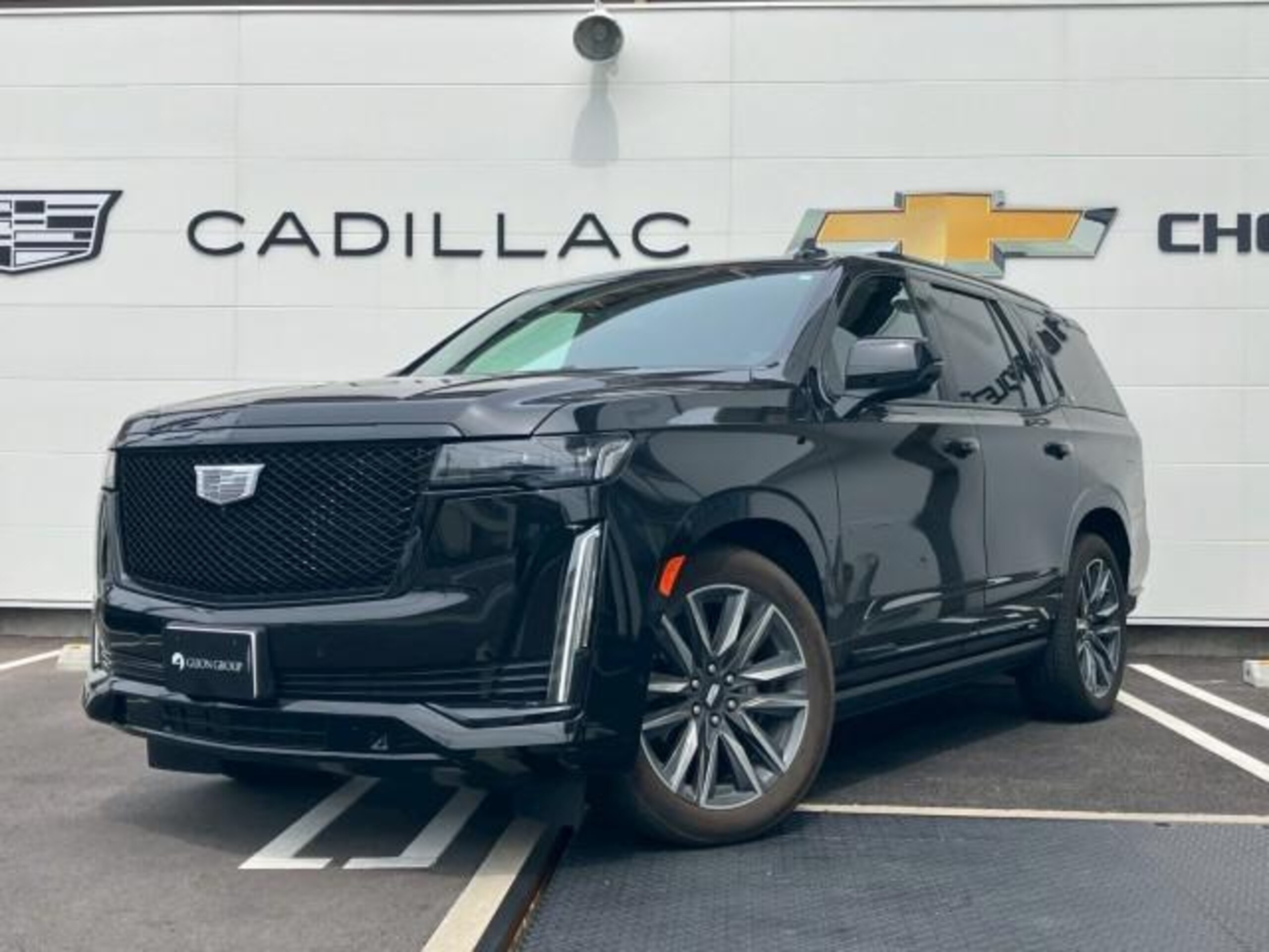 2023 Cadillac Escalade - キャデラック エスカレード スポーツ LEDライト ACC AKG36スピーカー ブラックレザーシート シートヒーター ベンチレーション HUD リアエンターティメント パノラマルーフ マッサージシート クールボックス22AW