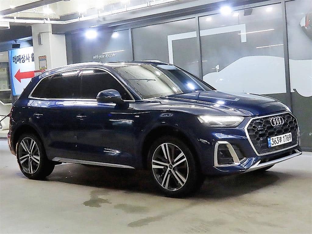 2022 AUDI Q5