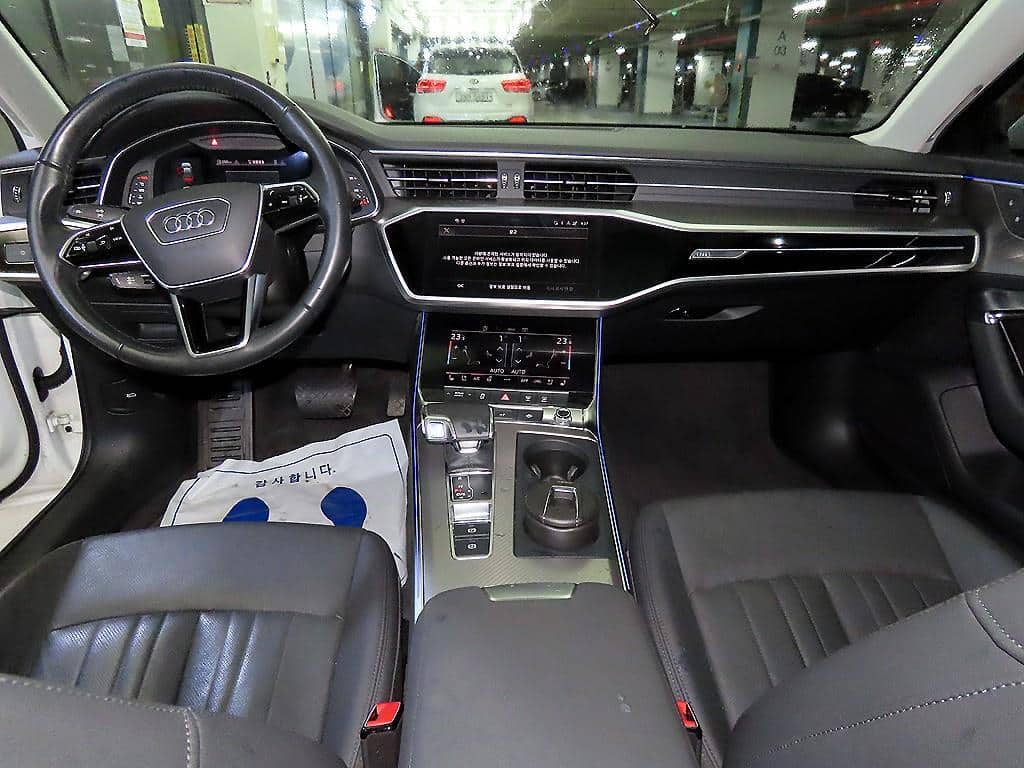 2021 AUDI A6 - 2021 アウディ A6
