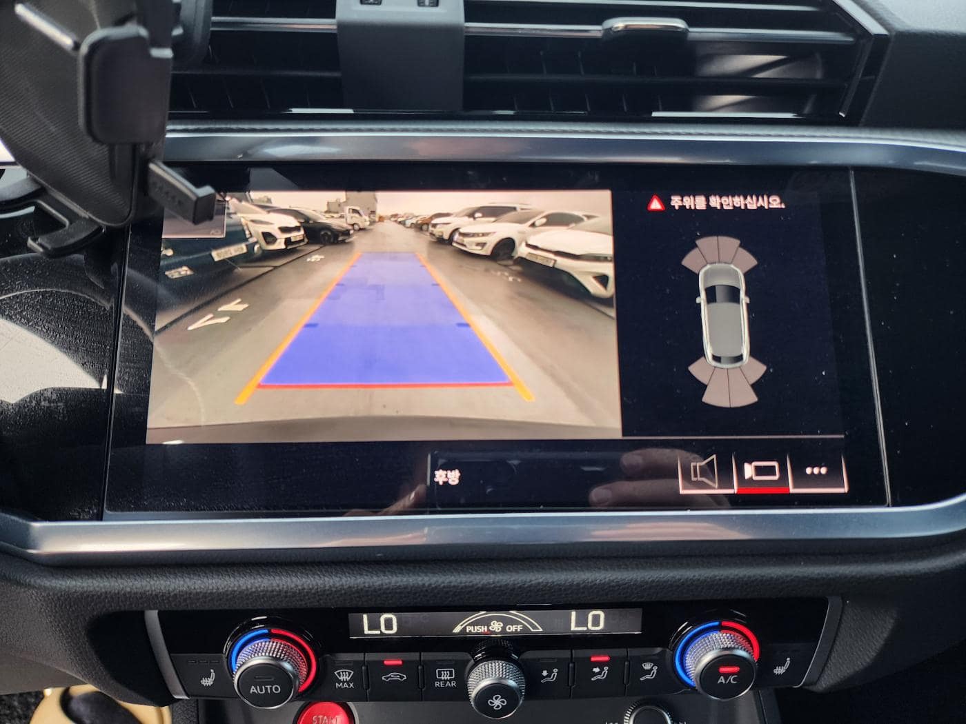 2020 AUDI Q3 NAVI/R.CAM/S.KEY/SUNROOF - 2020 アウディ Q3