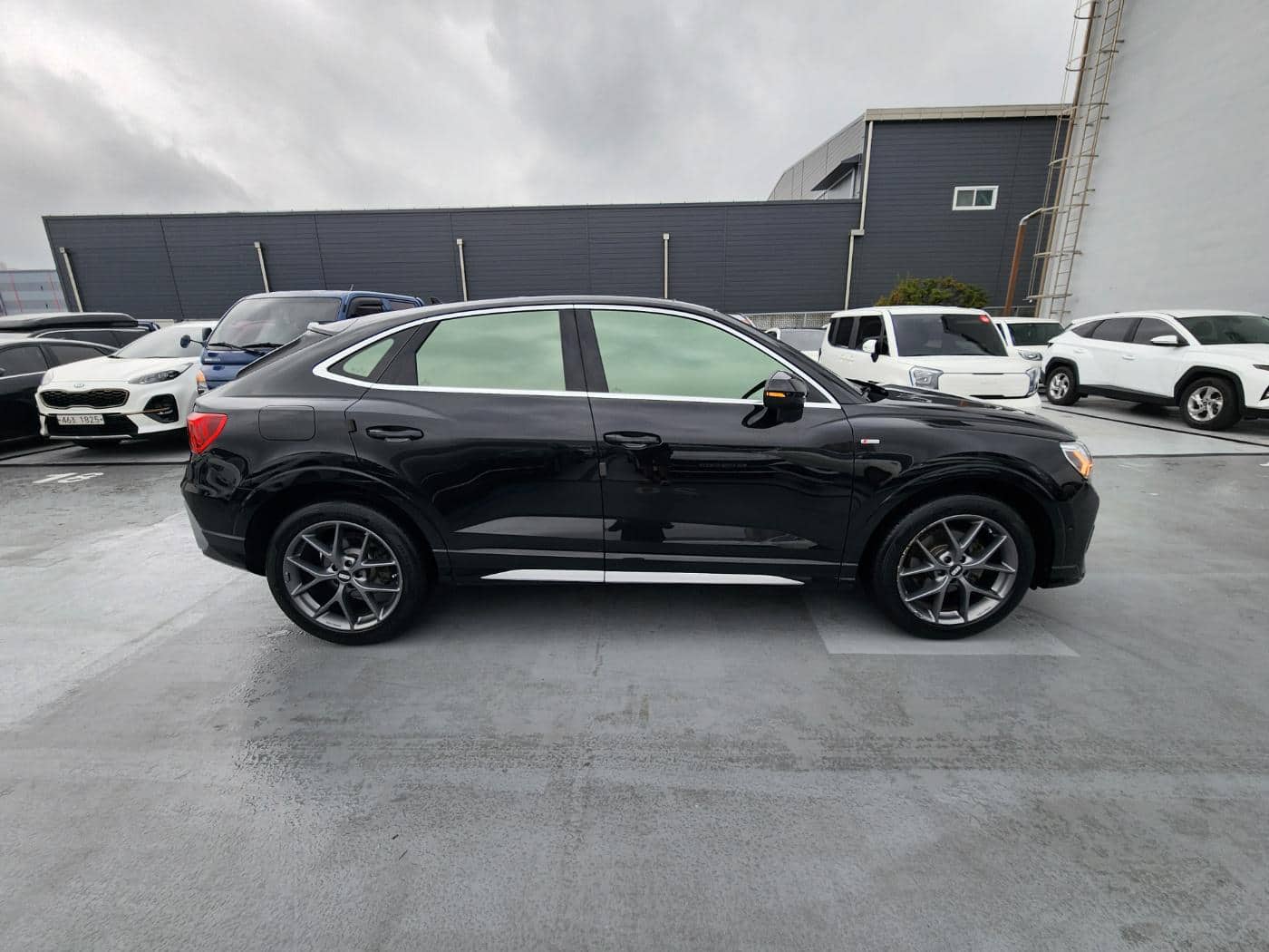 2020 AUDI Q3 NAVI/R.CAM/S.KEY/SUNROOF - 2020 アウディ Q3