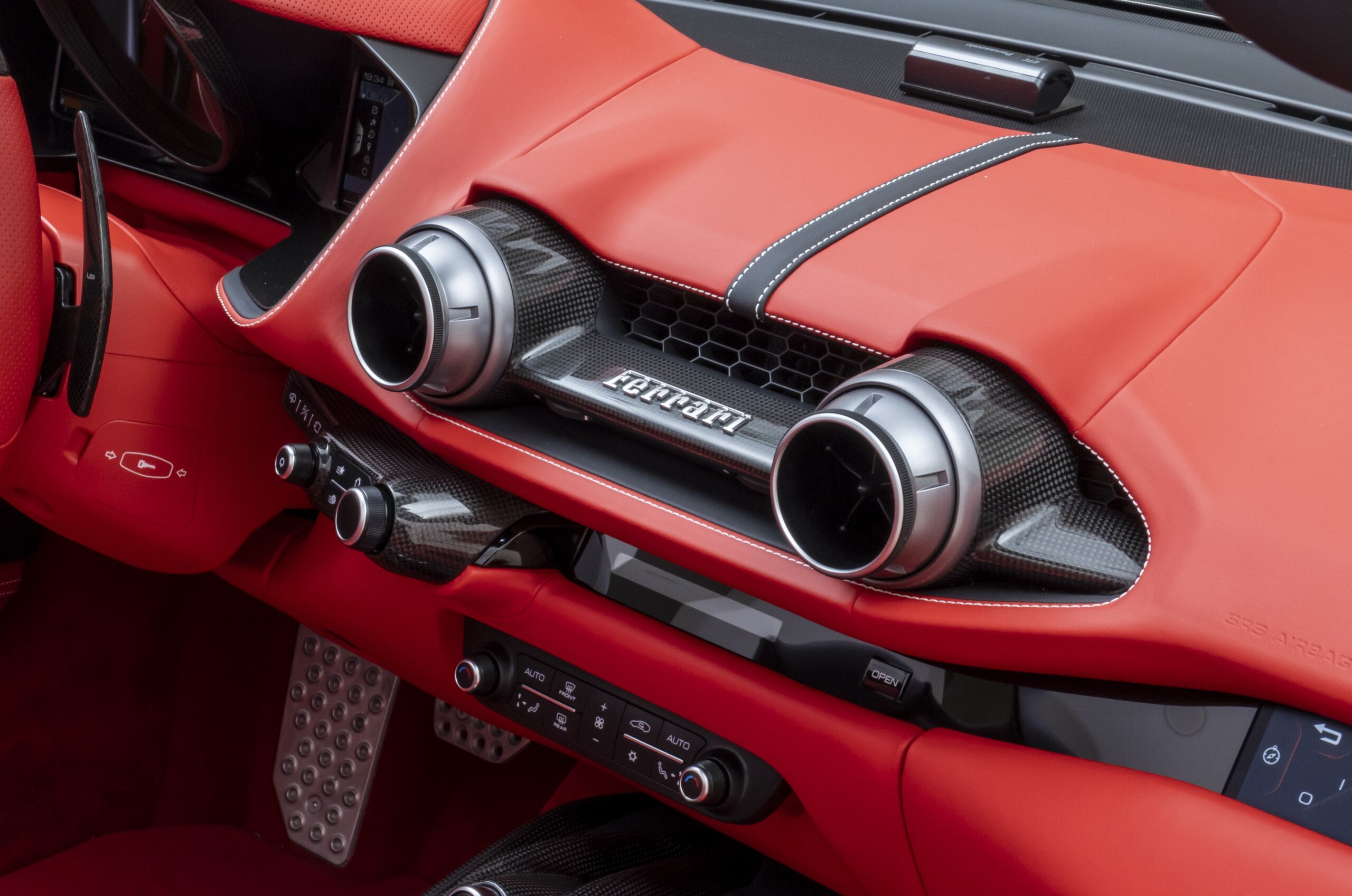 2021 Ferrari 812GTS