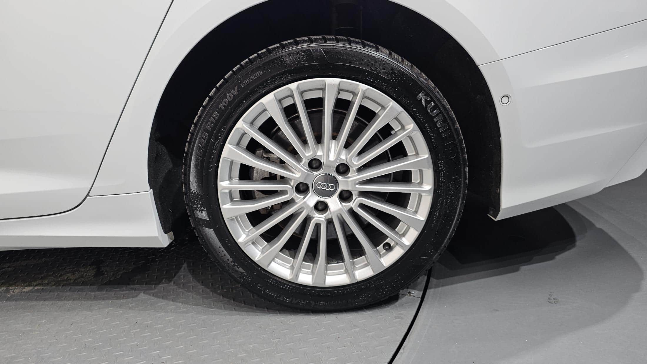 2020 AUDI A6 45 TFSI Quattro Premium - 2020 アウディ A6