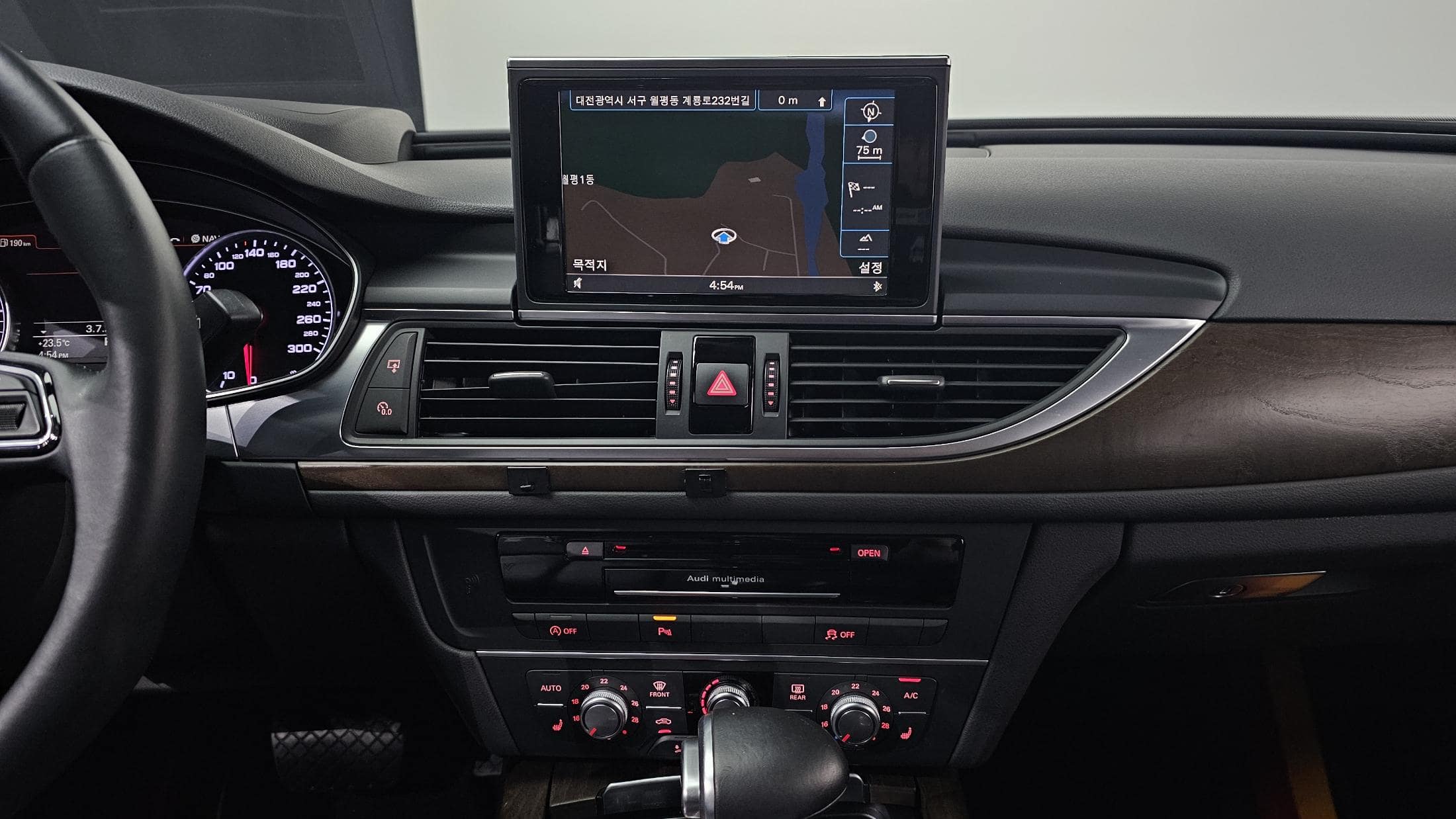 2015 AUDI A6 35 TDI Dynamic - 2015 アウディ A6