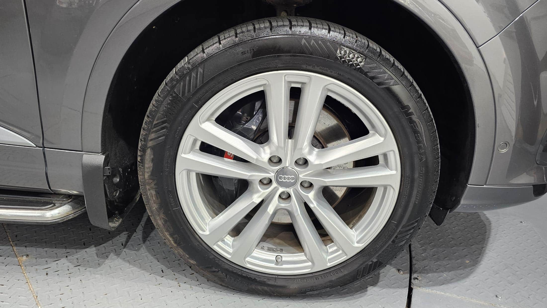 2019 AUDI Q7 45 TFSI Quattro - 2019 أودي Q7