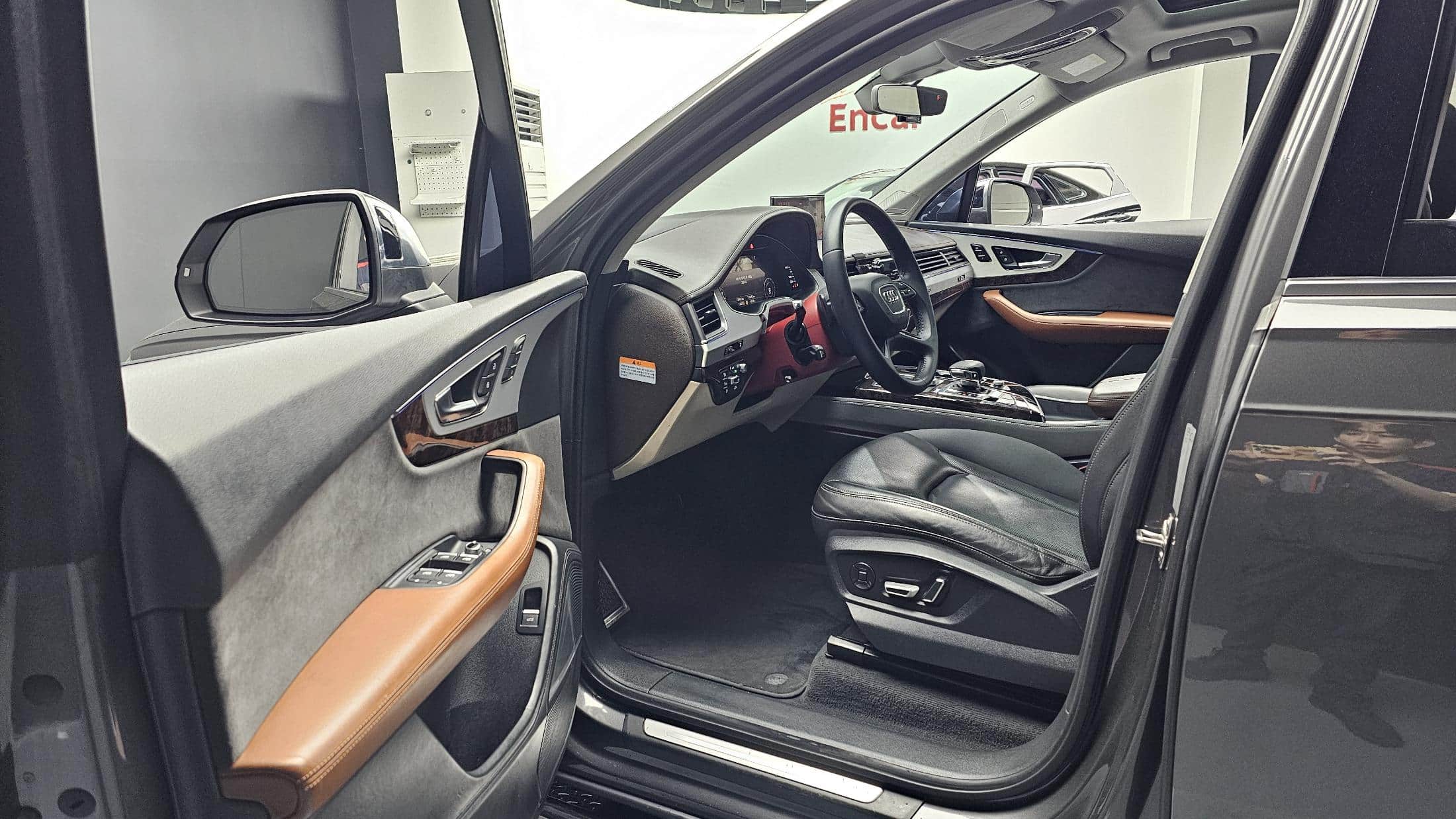 2019 AUDI Q7 45 TFSI Quattro - 2019 أودي Q7