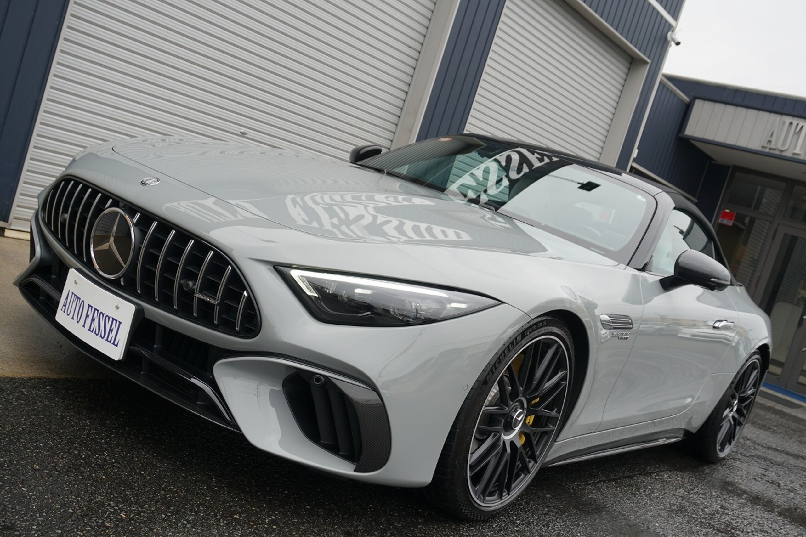 2023 Mercedes-AMG SLClass - メルセデスＡＭＧ SLクラス SL 63 4マチックプラス 4WD MP202301 AMGカーボンPKG Burmesterハイエンド3D アルペングレー クリスタルホワイトナッパレザー プロテクションフィルム AMG21インチ鍛造ホイール 車両リフト アクティブサス リアアクスルステア MBUX 新車保証