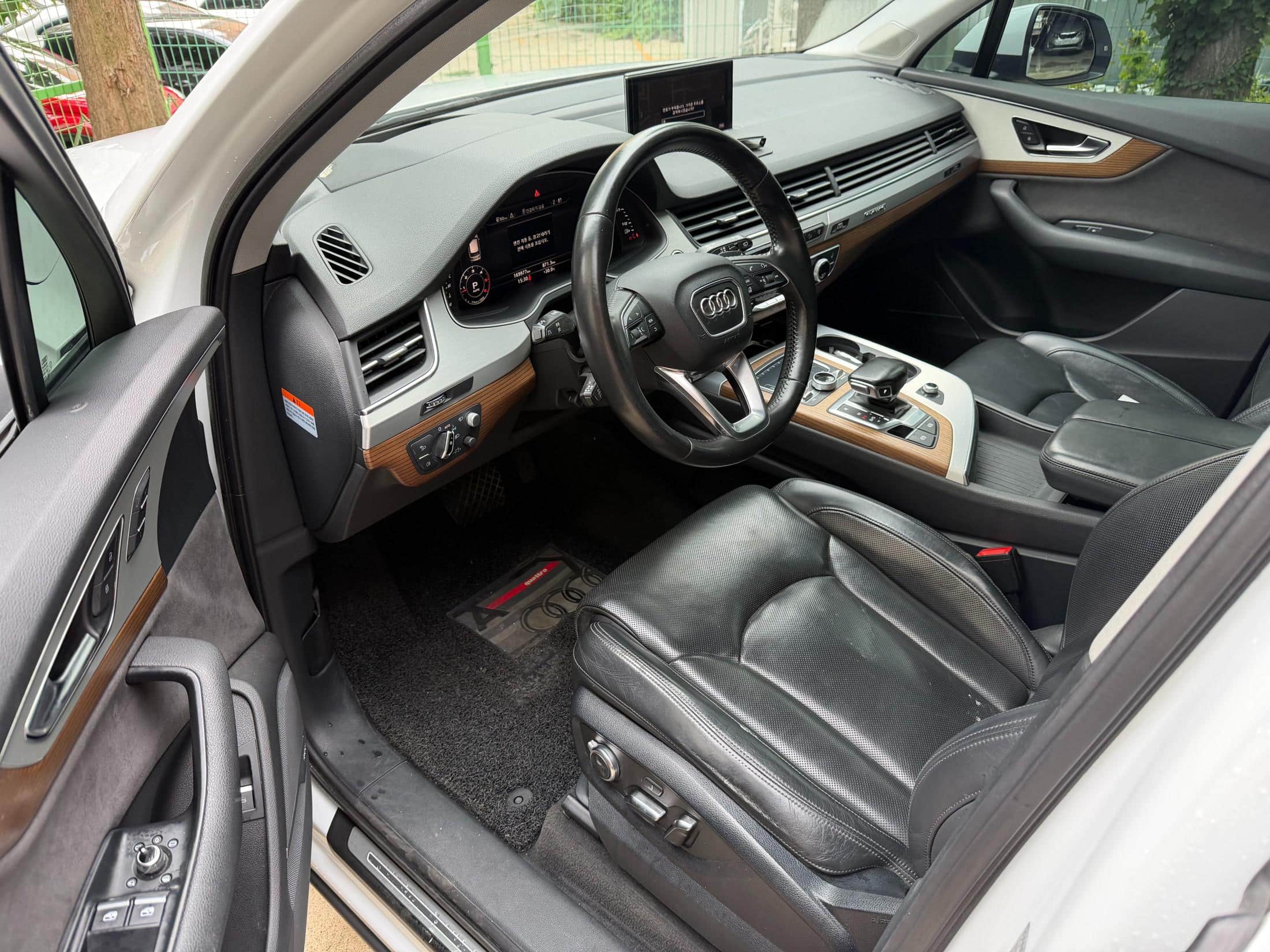 2016 AUDI Q7 45 TDI Quattro Sport - 2016 أودي Q7
