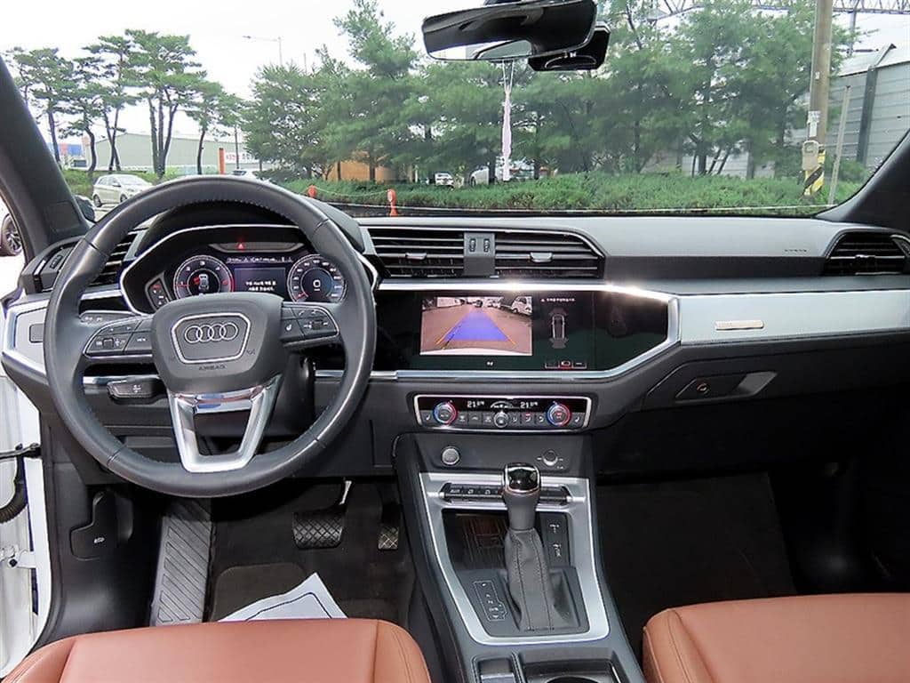 2020 AUDI Q3 - 2020 アウディ Q3