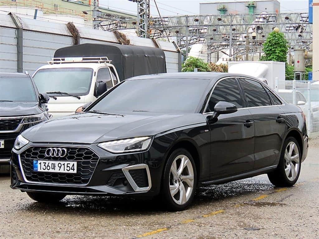 2020 AUDI A4