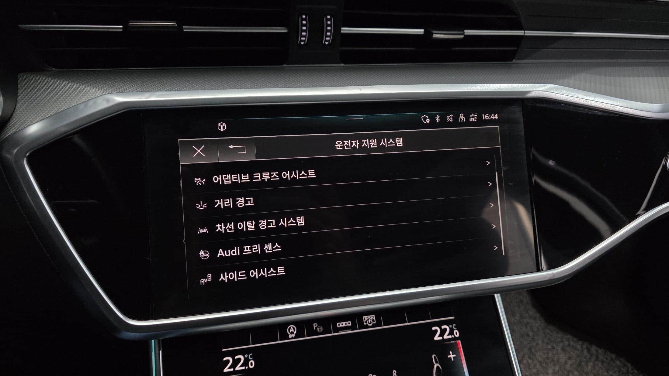 2021 AUDI A6 40 TDI - 2021 アウディ A6