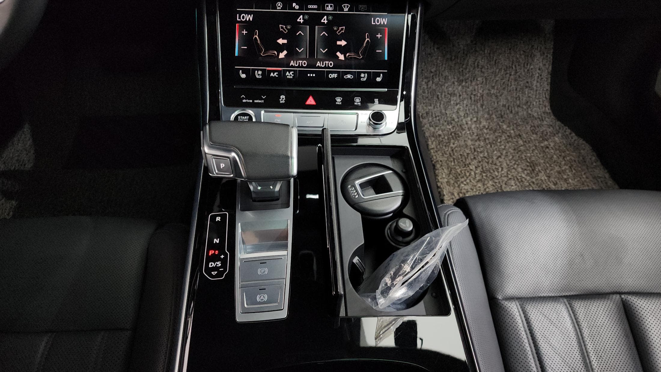 2023 AUDI A8 50 TDI Quattro Premium - 2023 アウディ A8