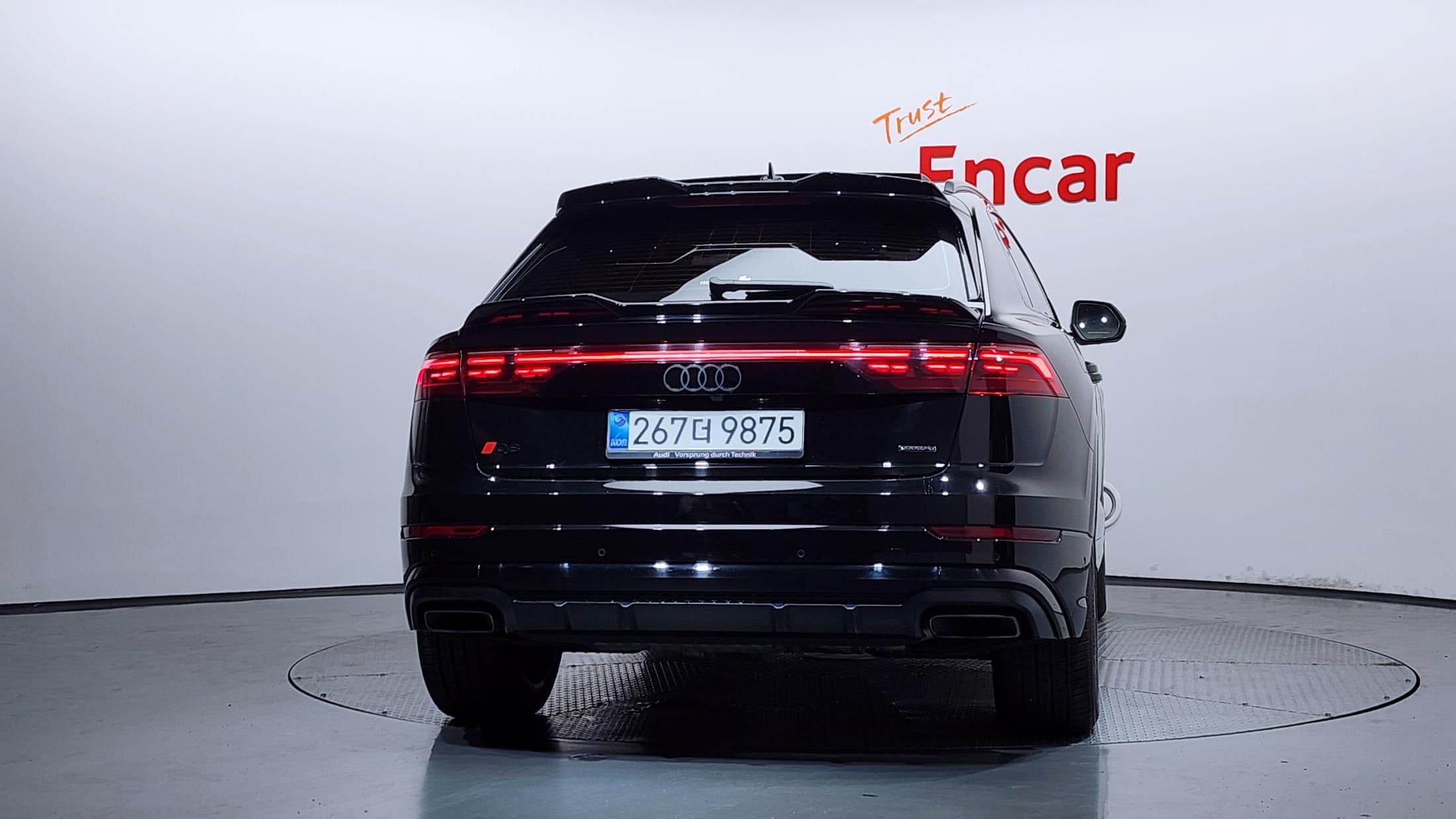 2025 AUDI Q8 55 TFSI Quattro Premium - 2025 アウディ Q8