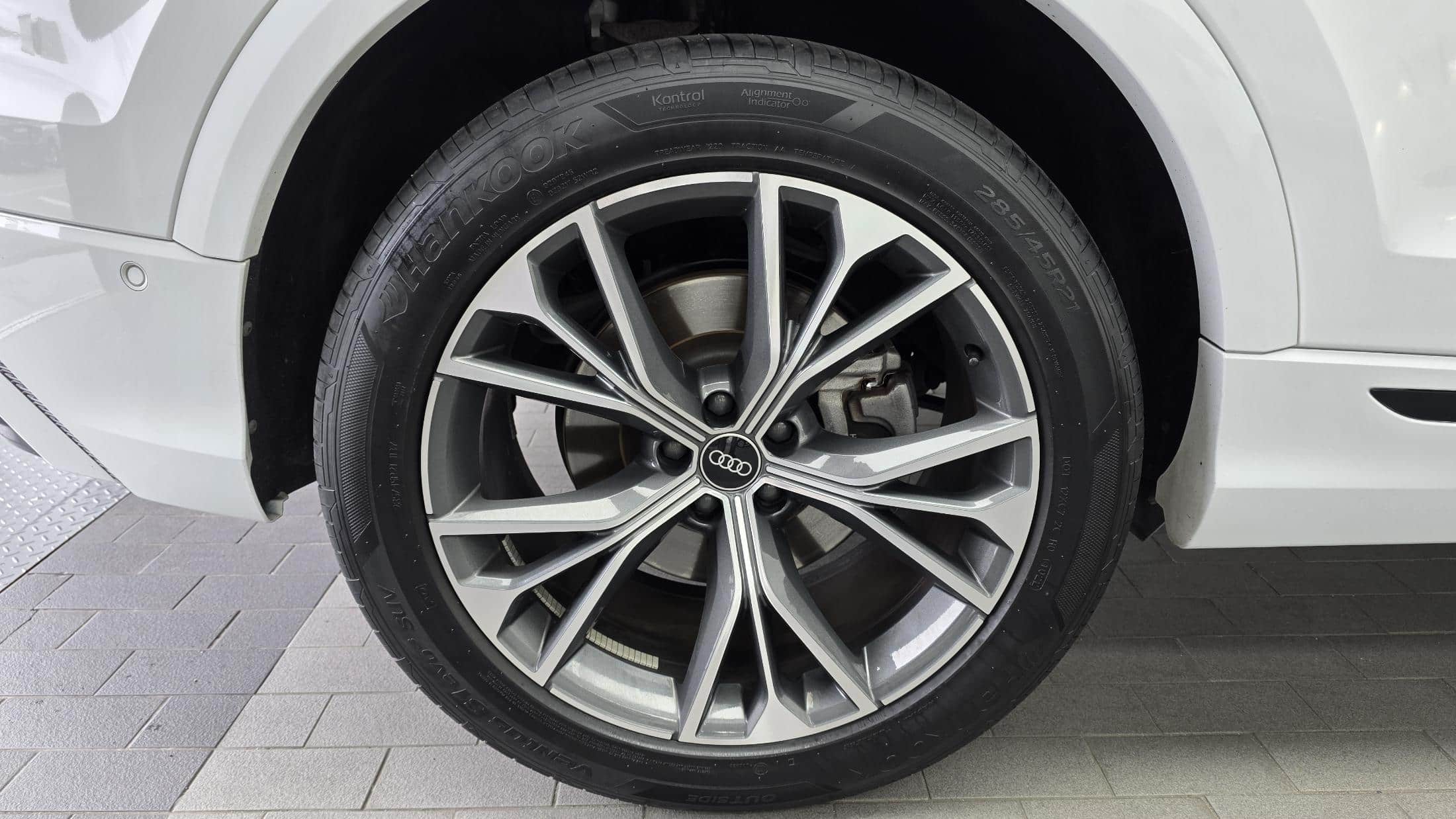 2022 AUDI Q8 55 TFSI Quattro Premium