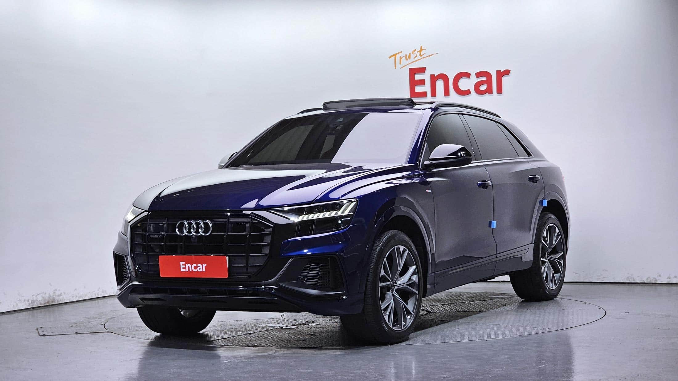 2022 AUDI Q8 55 TFSI Quattro Premium