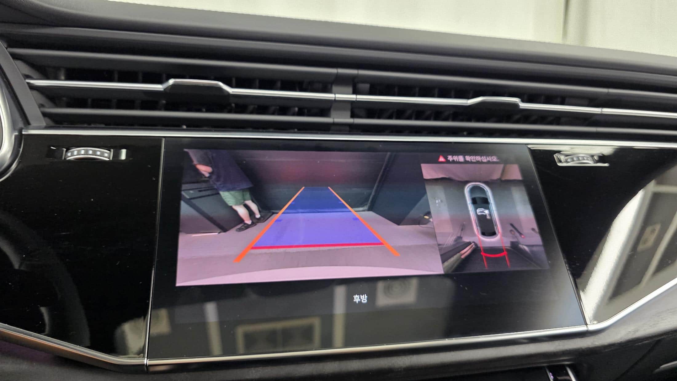 2023 AUDI Q8 45 TDI Quattro Premium - 2023 アウディ Q8