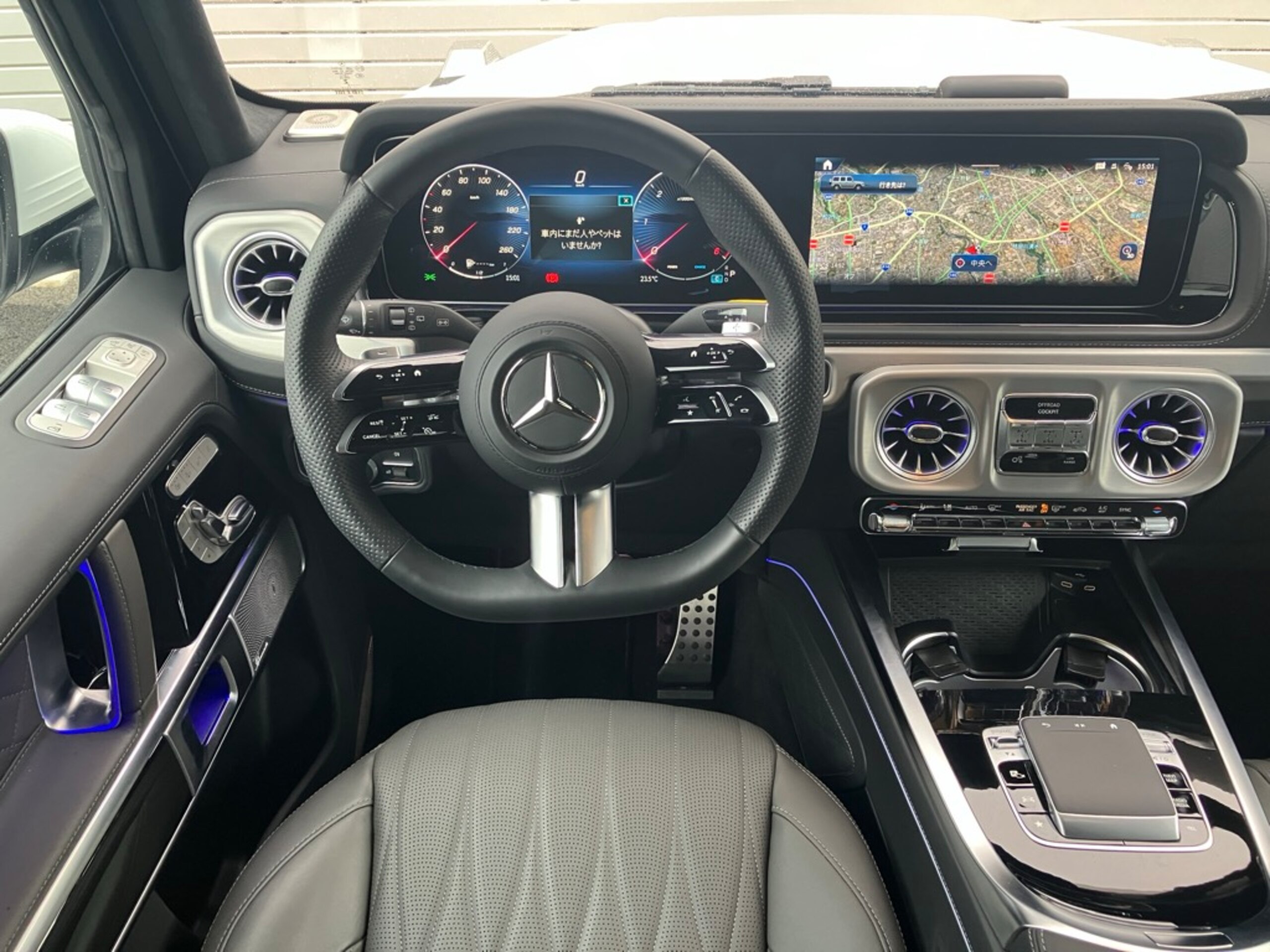 2024 Mercedes-Benz G-Class - メルセデス・ベンツ Gクラス G450d ローンチ エディション (ISG搭載モデル) ディーゼルターボ 4WD AMGライン ボディ同色スペアタイヤリング マヌファクチャープログラムプラス デジタルインナーミラー ブルメスター3Dサラウンド シートベンチレーション スマートキー ステアリングヒーター ナッパレザー
