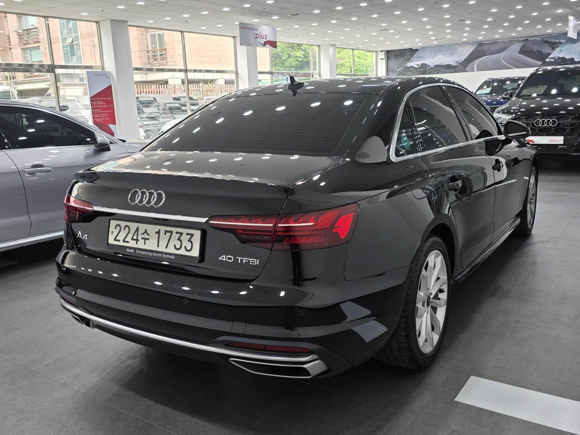 2023 AUDI A4 40 TFSI