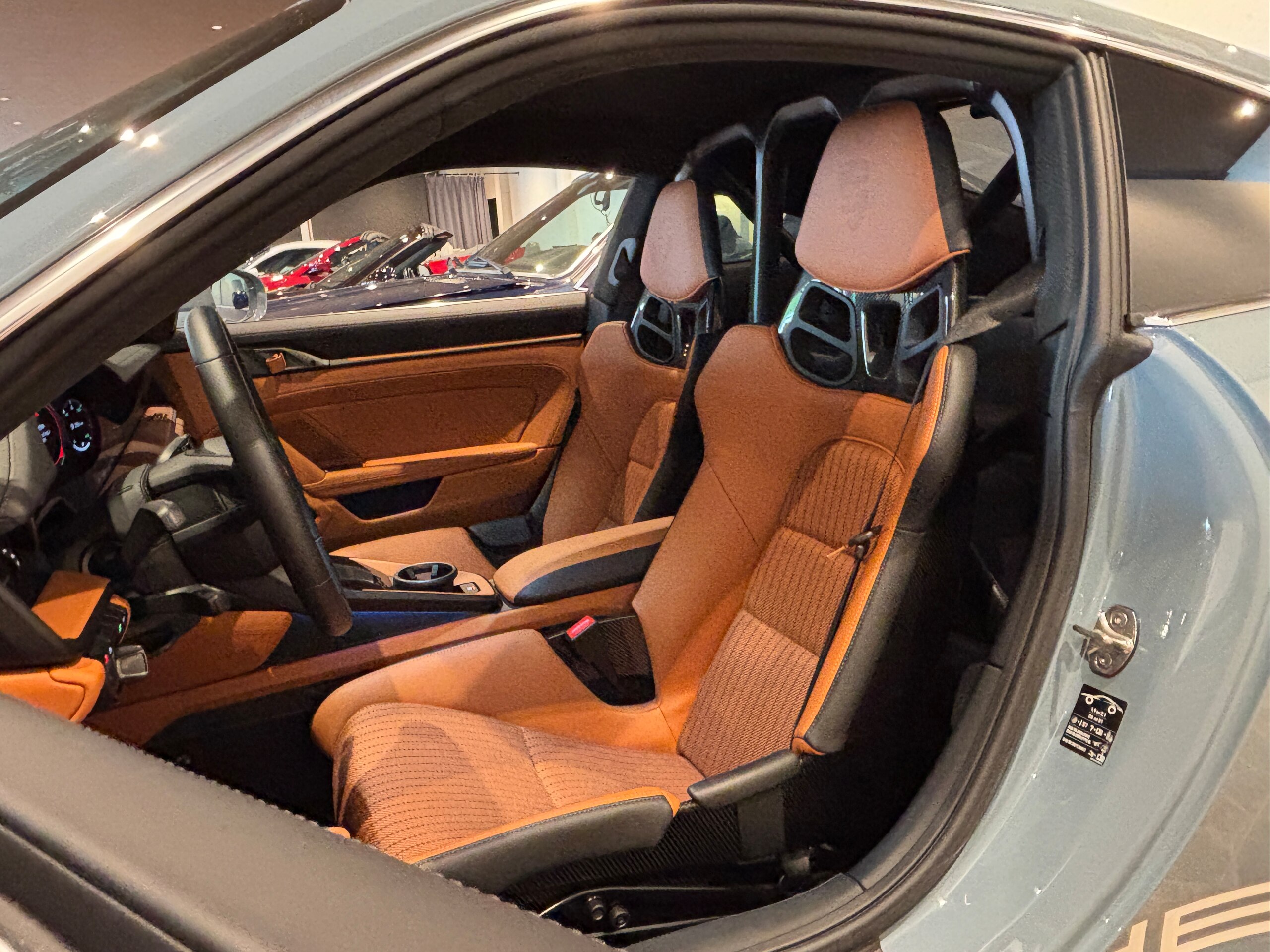 2024 Porsche 911 - ポルシェ 911 S/T 60Years911ヘリテージデザインパッケージ ショアブルーメタリック 世界限定1963台 セミニアリンレザー フロントリフト クロノパッケージ BOSEサウンドシステム ワンオーナー