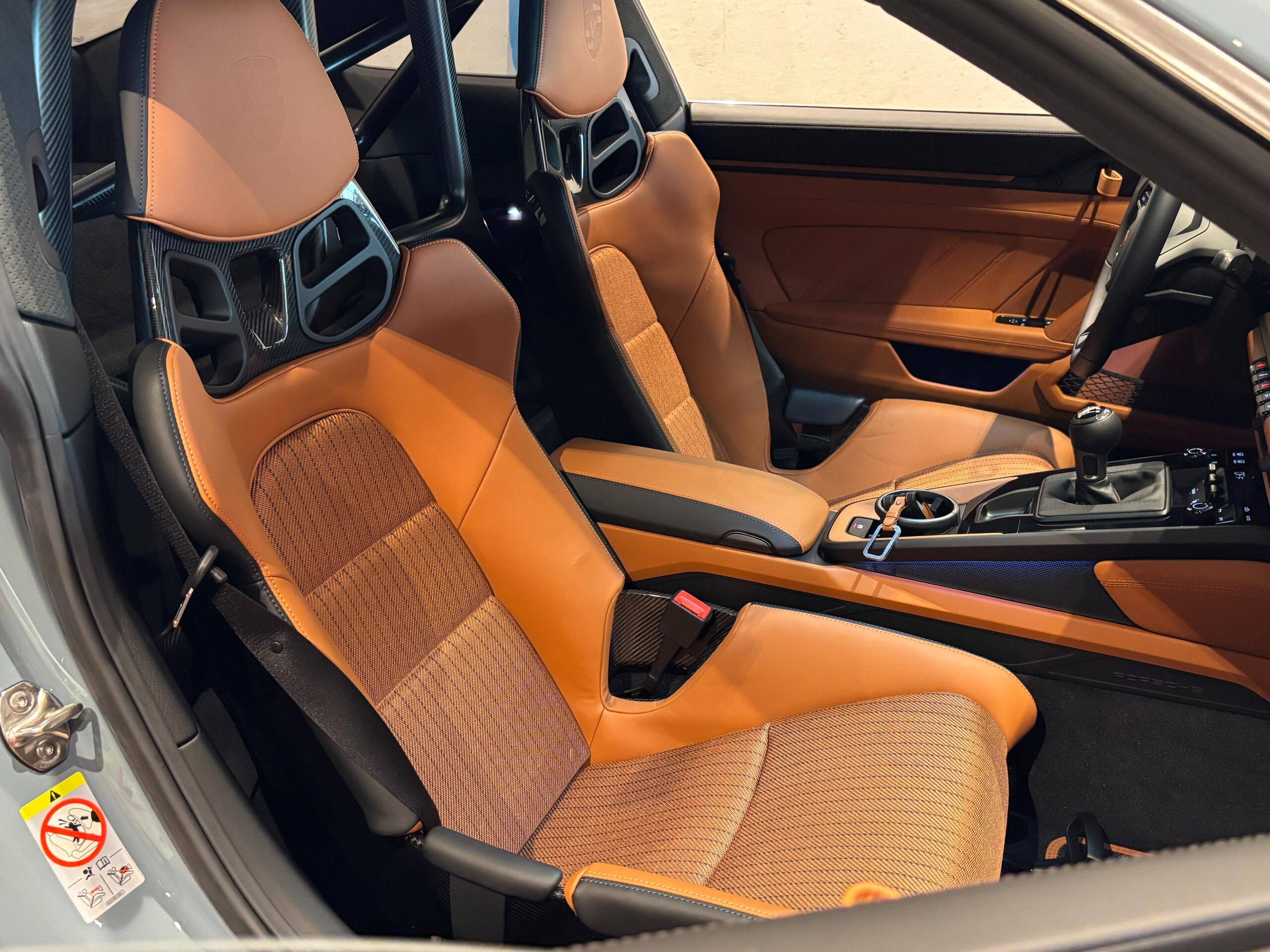 2024 Porsche 911 - ポルシェ 911 S/T 60Years911ヘリテージデザインパッケージ ショアブルーメタリック 世界限定1963台 セミニアリンレザー フロントリフト クロノパッケージ BOSEサウンドシステム ワンオーナー