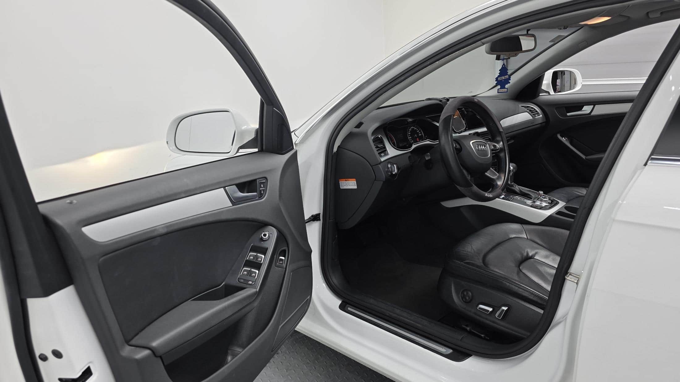2015 AUDI A4 30 TDI - 2015 アウディ A4