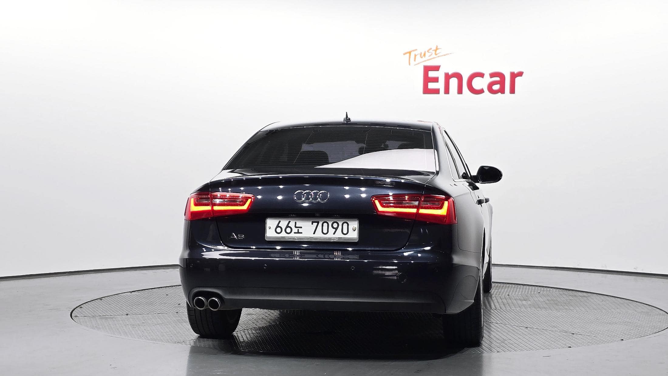 2013 AUDI A6 - 2013 أودي A6