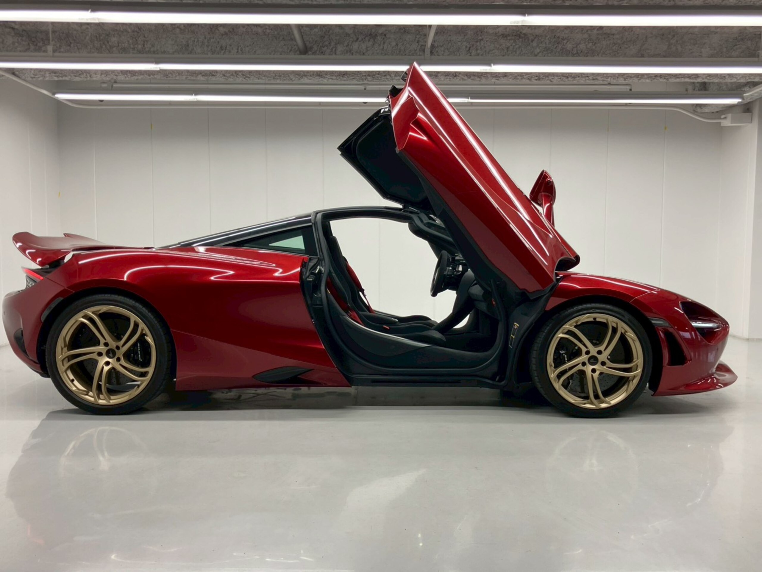 2025 McLaren 750S