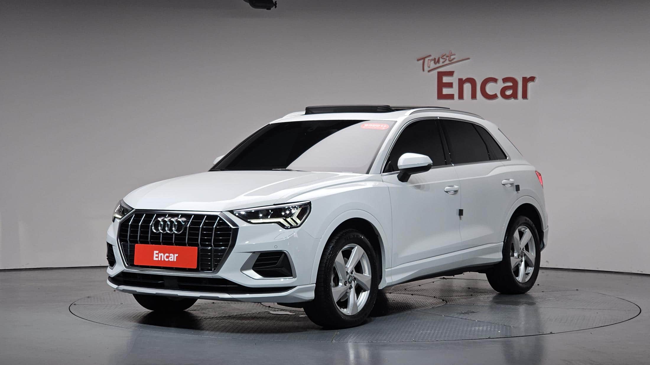2020 AUDI Q3 35 TDI Premium - 2020 أودي Q3