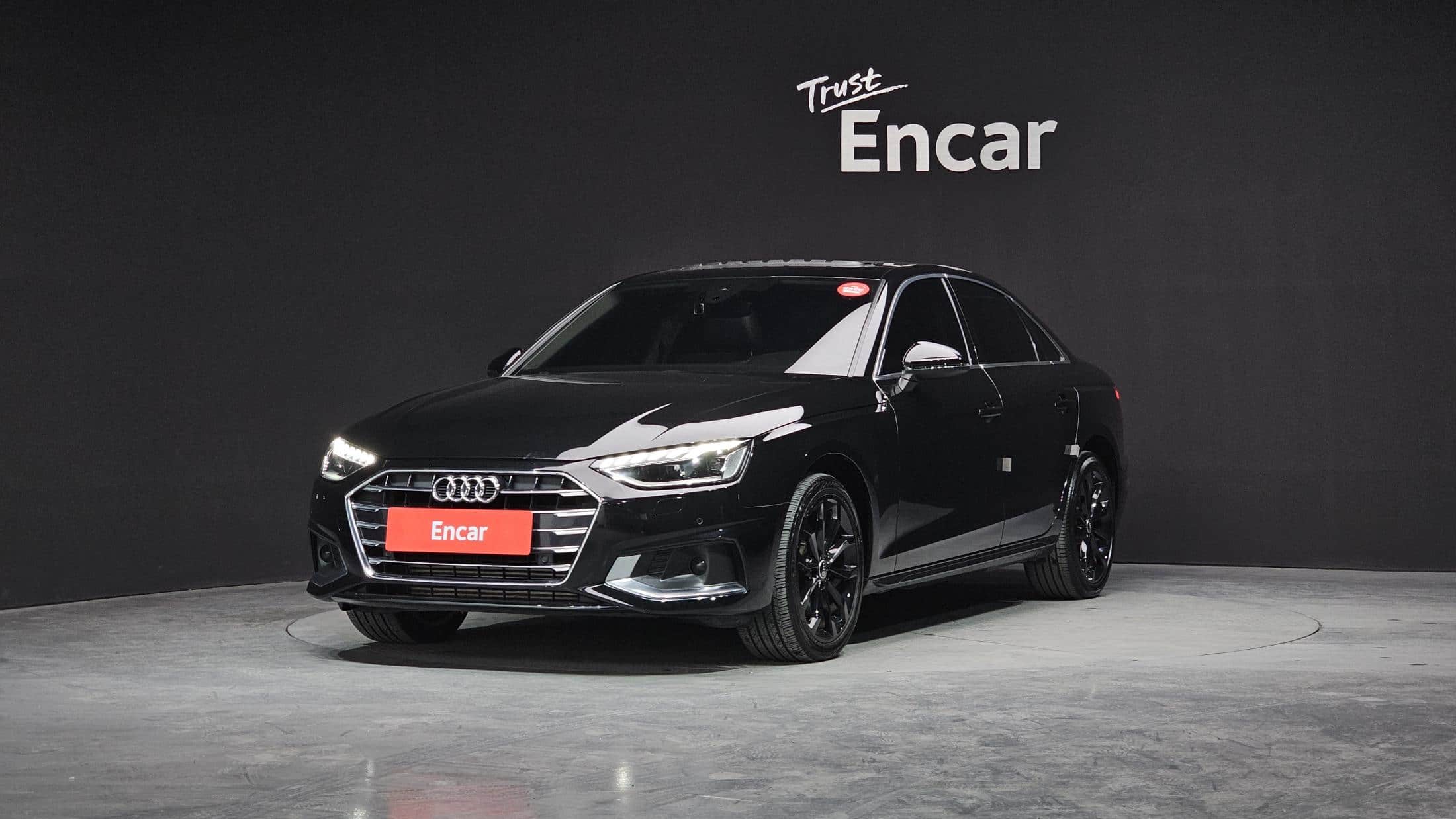 2023 AUDI A4 40 TFSI - 2023 أودي A4