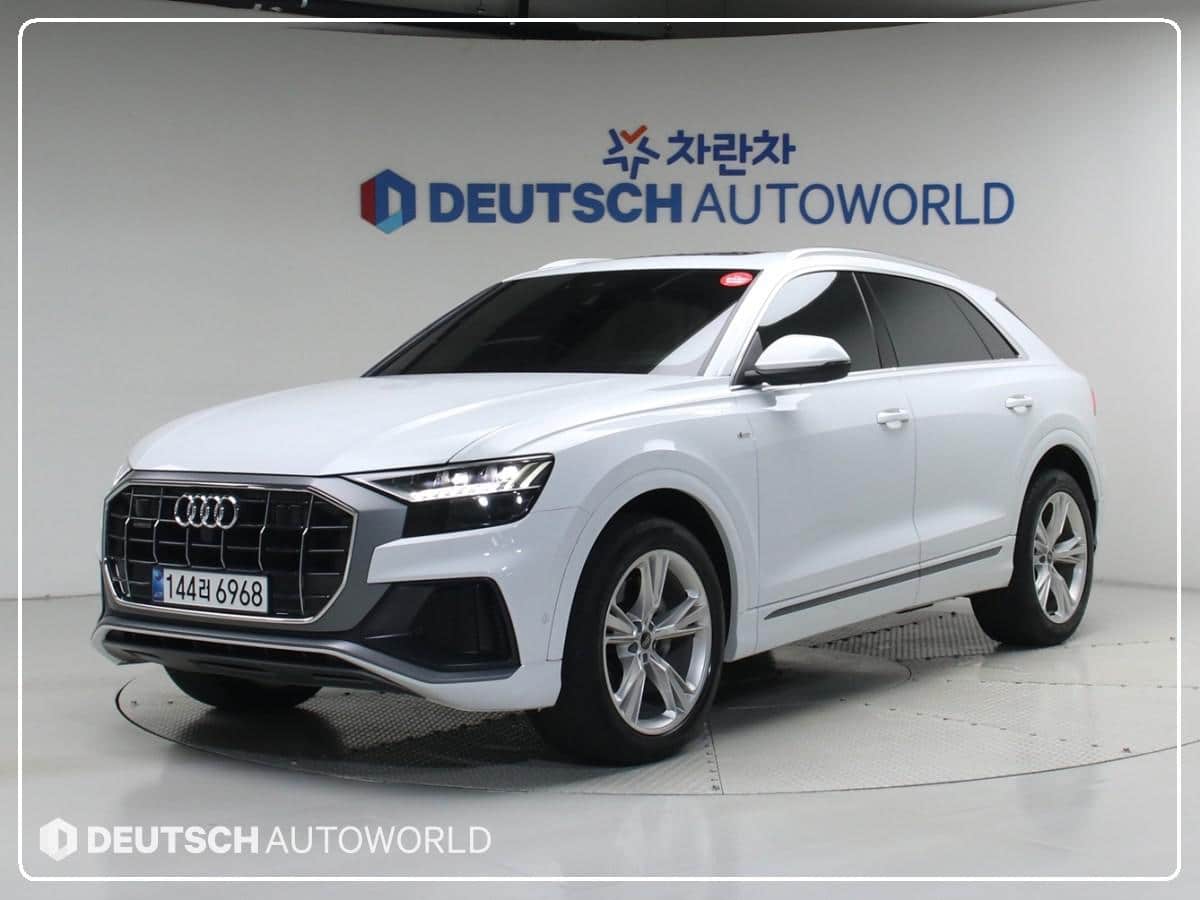 2024 AUDI Q8