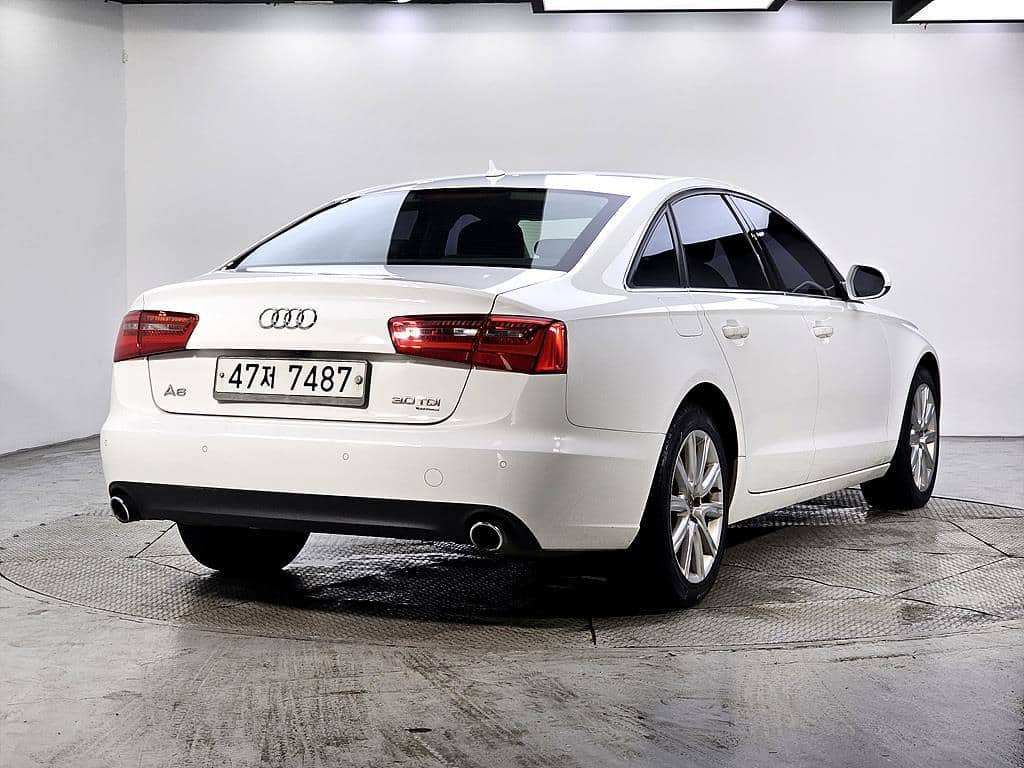 2013 AUDI A6 - 2013 أودي A6