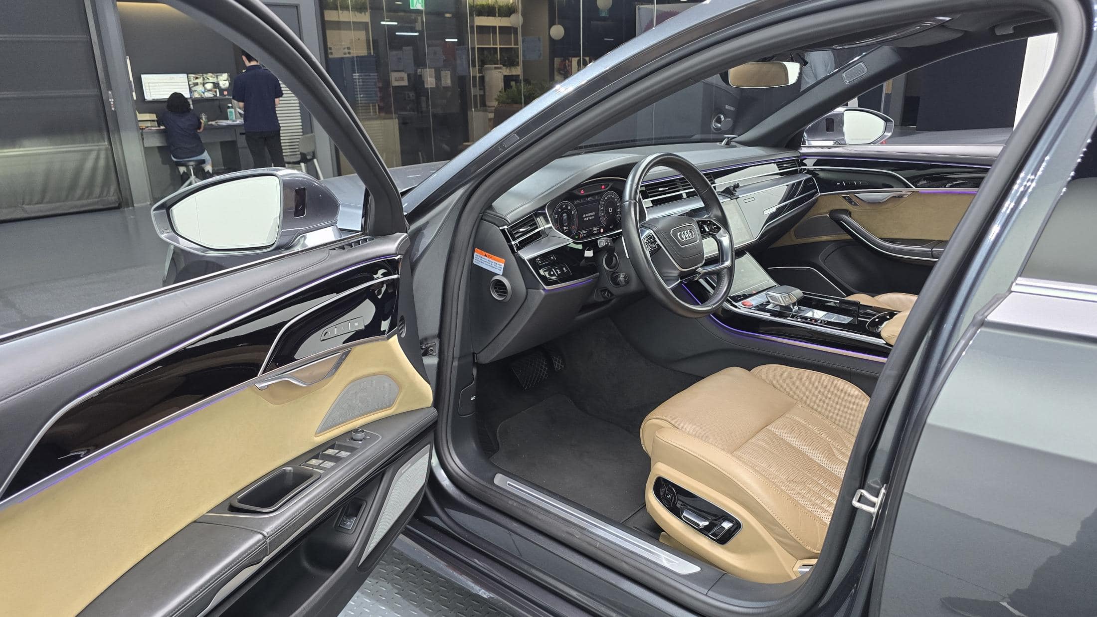 2020 AUDI A8 55 TFSI Quattro LWB