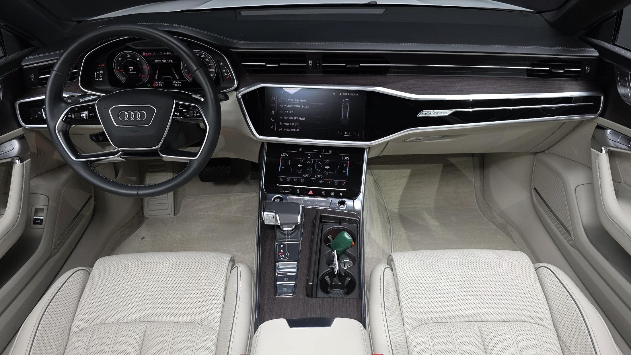 2023 AUDI A7 50 TDI Quattrp Premium - 2023 アウディ A7